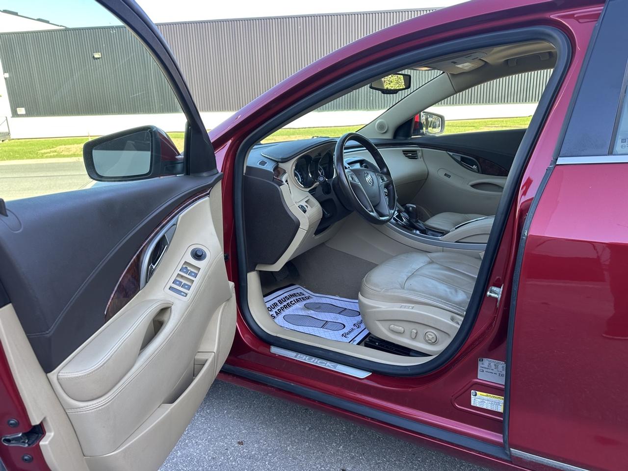 2012 Buick LaCrosse Leather Photo