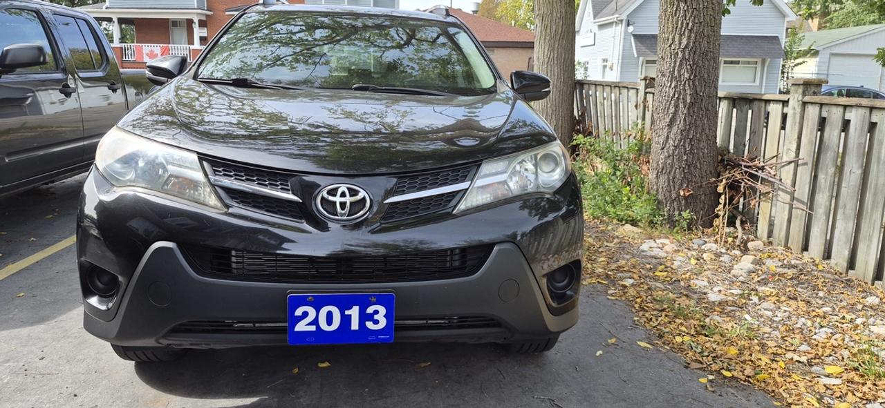 2013 Toyota RAV4 LE Photo