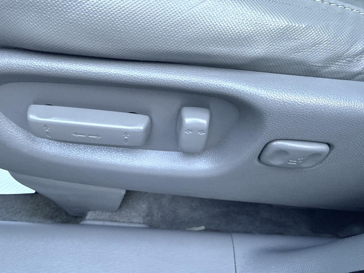 2011 Honda CR-V ﻿EX-L - AWD - AUTO - LEATHER - SUNROOF! Photo