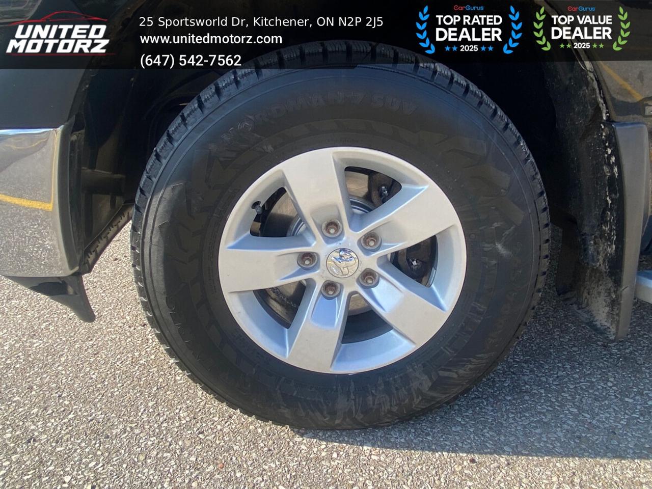 2017 RAM 1500 HEMI 5.7L CREW CAB 140.5" 4WD V8~CERTIFIED~ Photo
