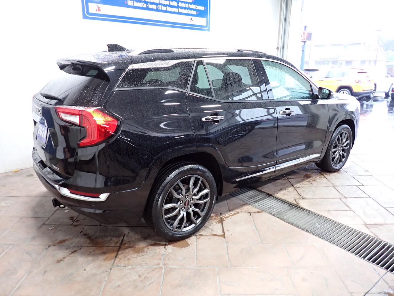 2024 GMC Terrain Denali AWD 4DR SUNROOF LEATHER NAVI Photo