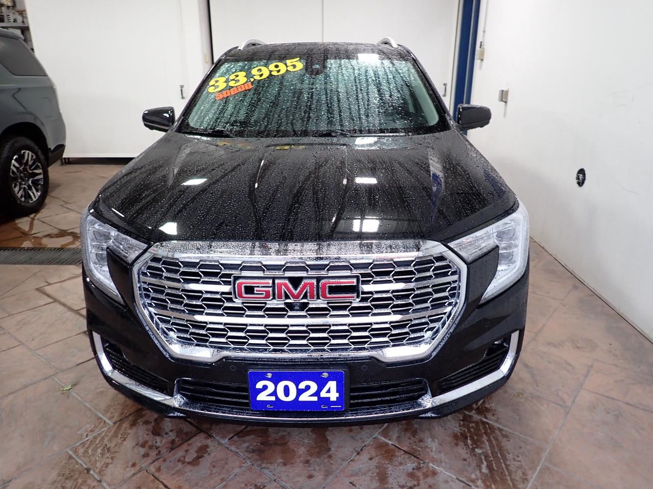 2024 GMC Terrain Denali AWD 4DR SUNROOF LEATHER NAVI Photo