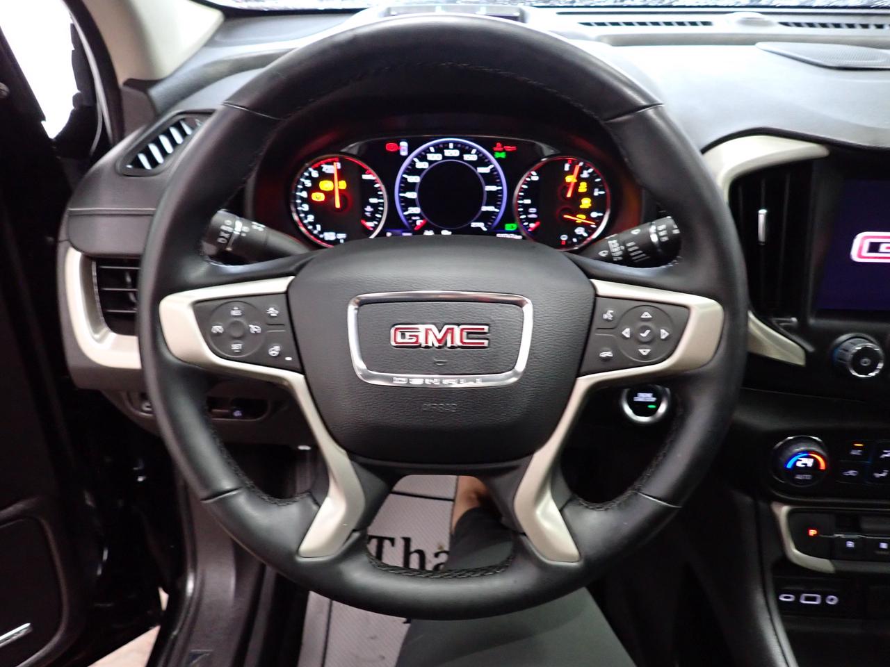 2024 GMC Terrain Denali AWD 4DR SUNROOF LEATHER NAVI Photo