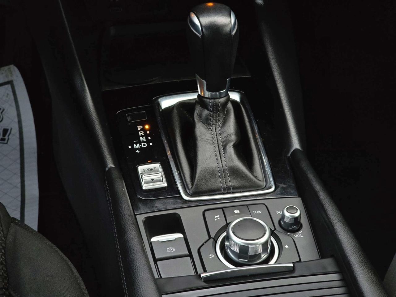 2017 Mazda MAZDA3 GS | One Owner! Photo