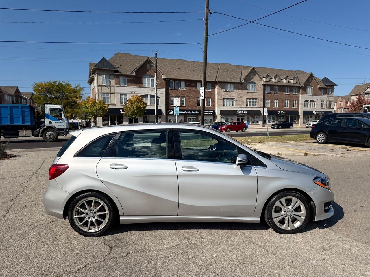 2017 Mercedes-Benz B-Class B 250 Photo