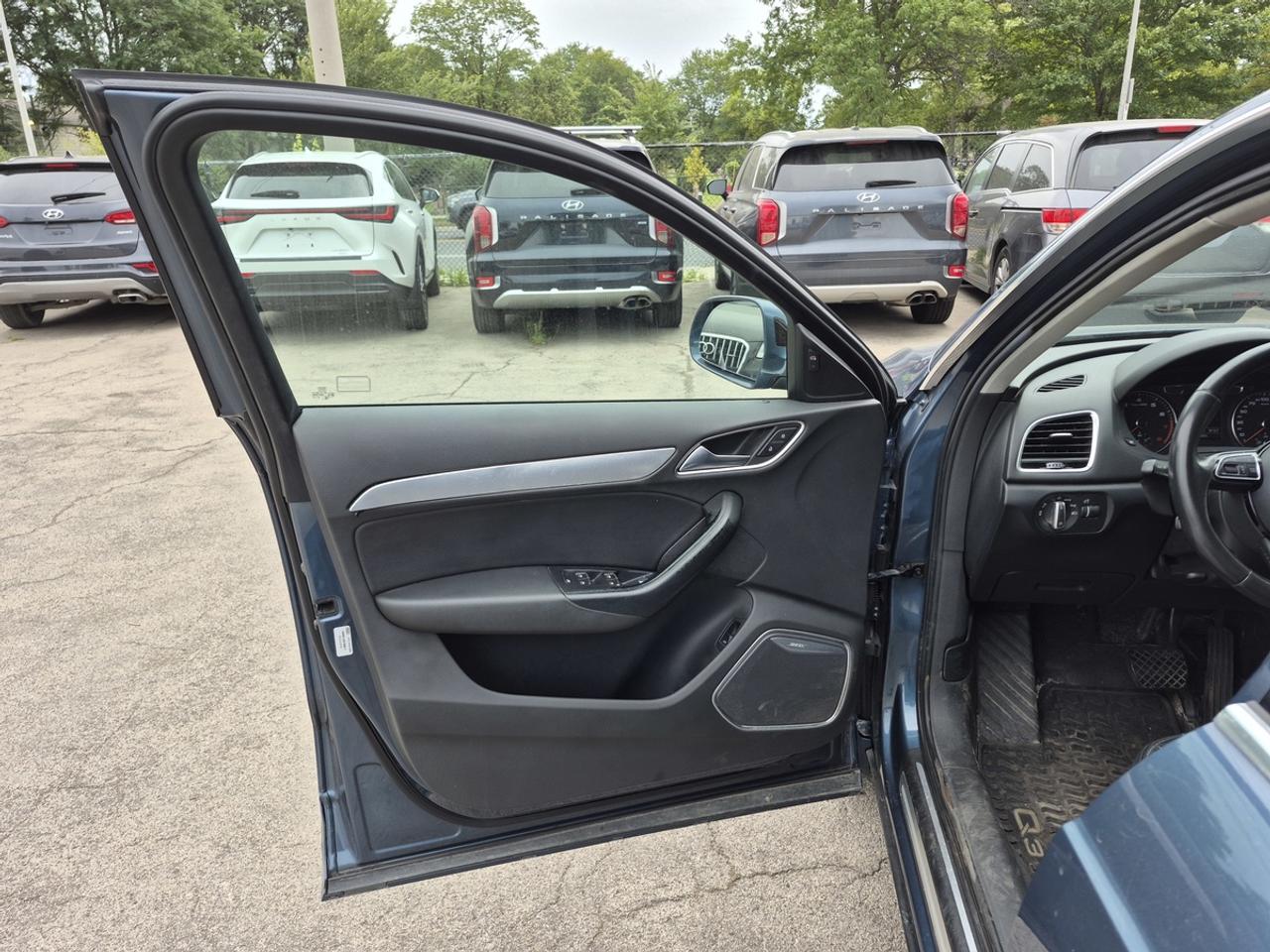 2016 Audi Q3 Prestige Photo