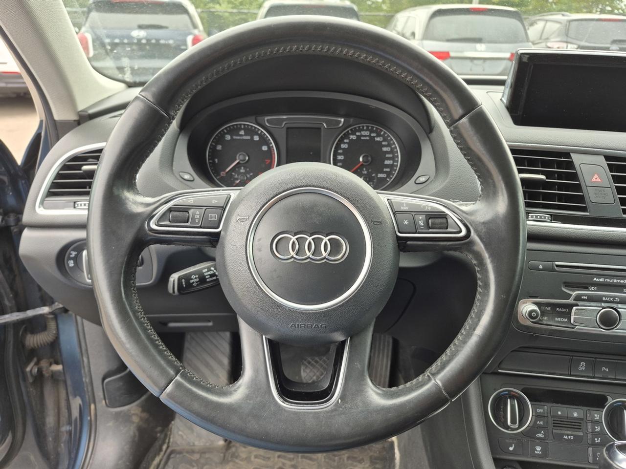 2016 Audi Q3 Prestige Photo