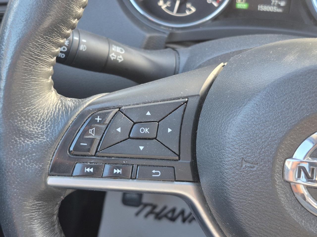 2017 Nissan Rogue SL Photo