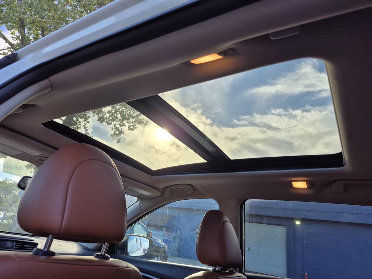 2017 Nissan Rogue SL Photo