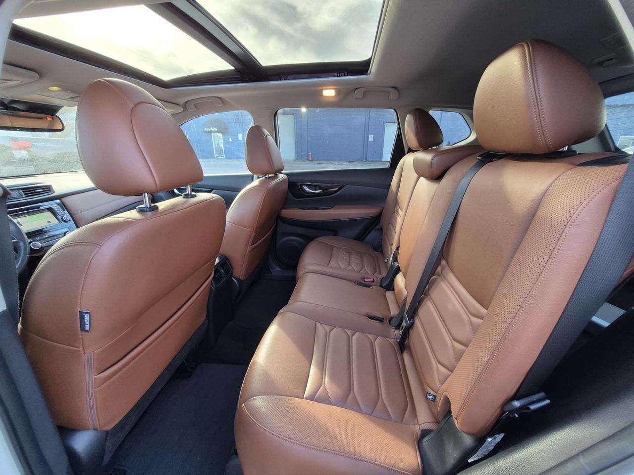 2017 Nissan Rogue SL Photo