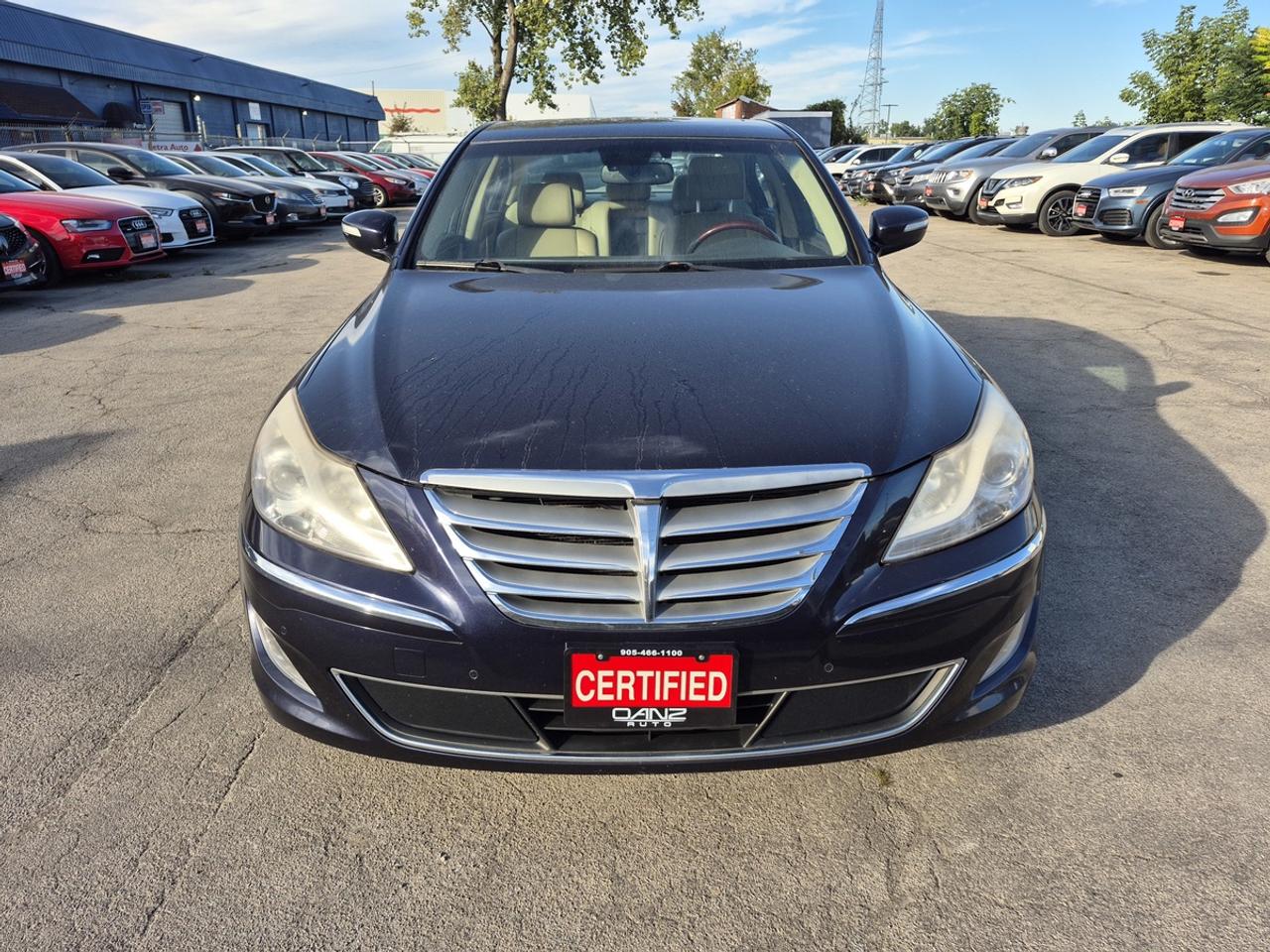 2012 Hyundai Genesis Premium Photo5