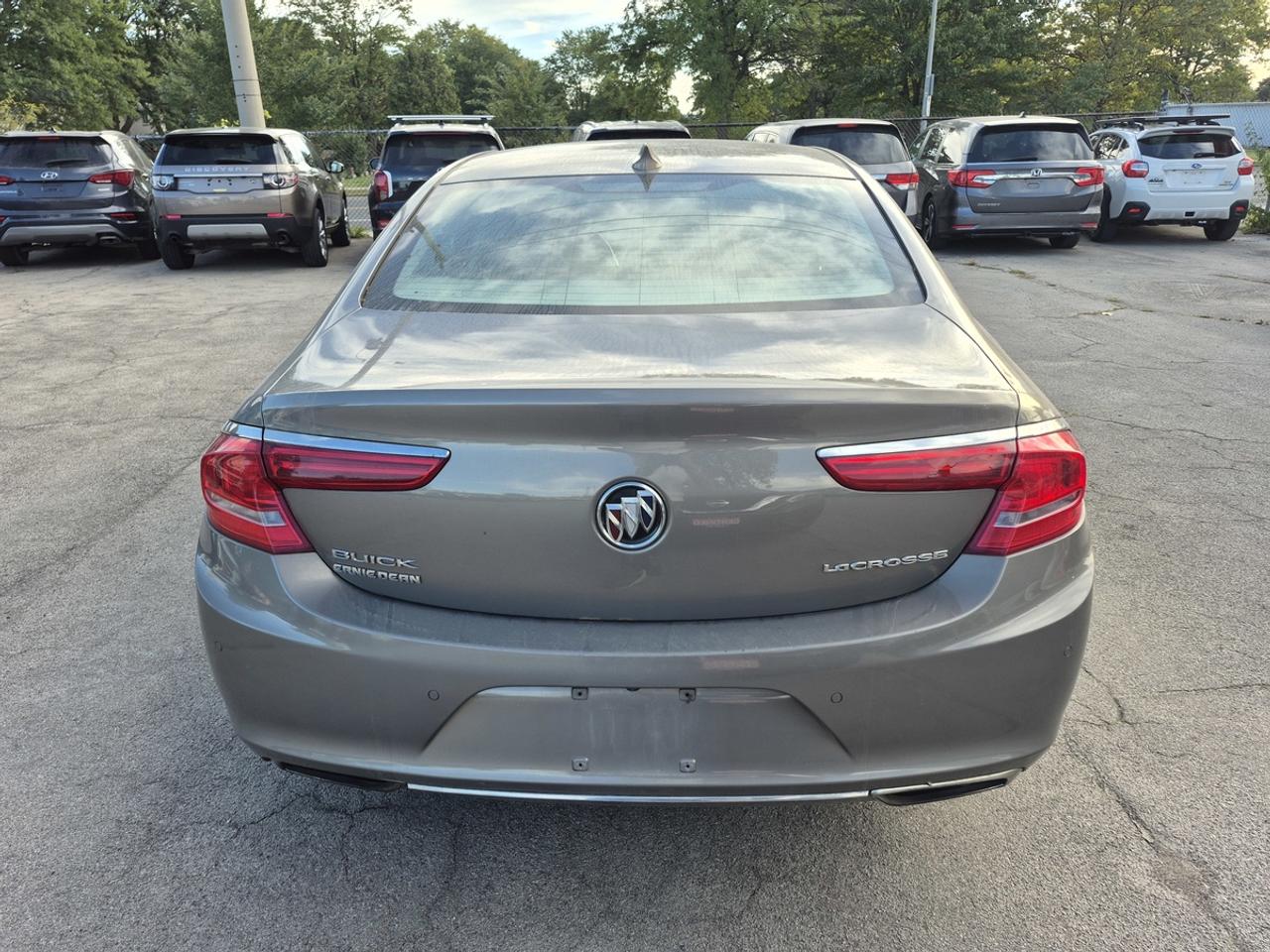 2017 Buick LaCrosse Essence Photo
