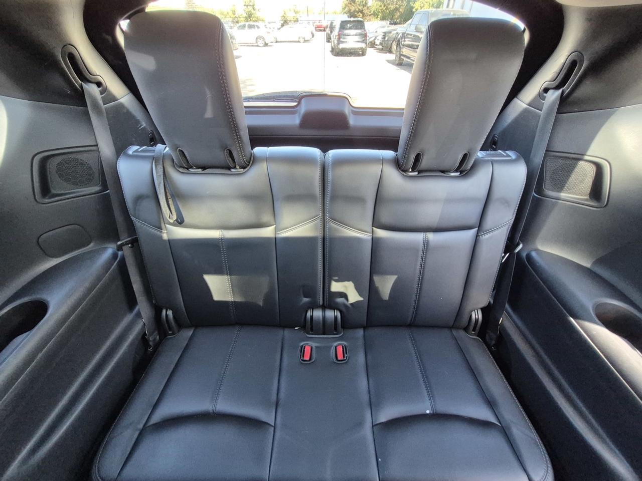 2015 Nissan Pathfinder SL Photo