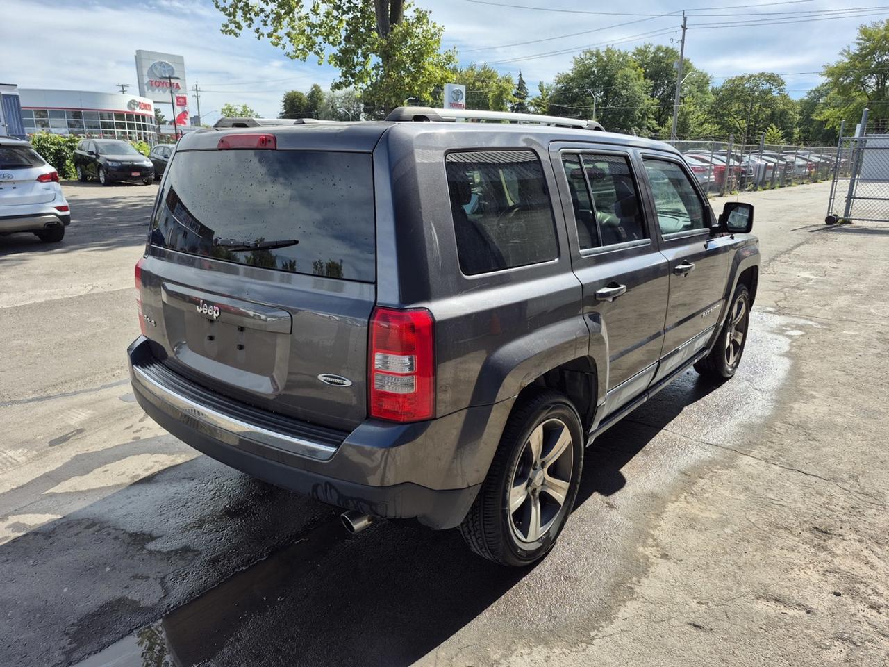 2016 Jeep Patriot SPORT Photo