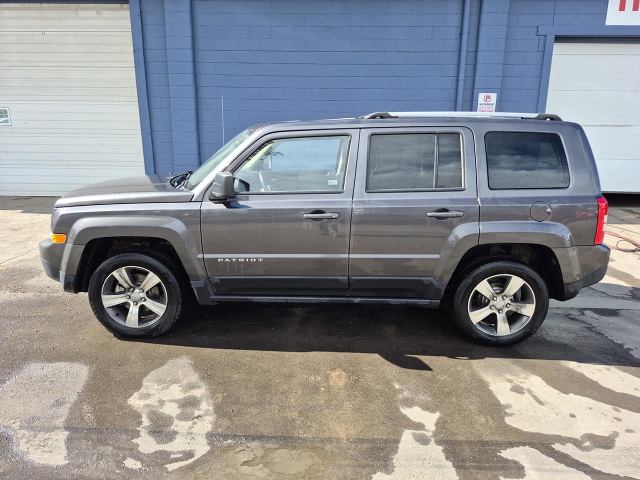 2016 Jeep Patriot SPORT Photo