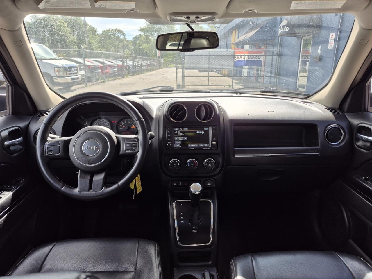 2016 Jeep Patriot SPORT Photo