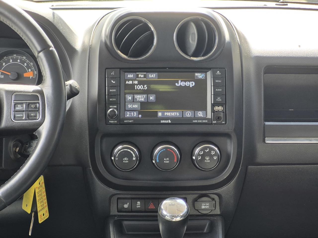 2016 Jeep Patriot SPORT Photo