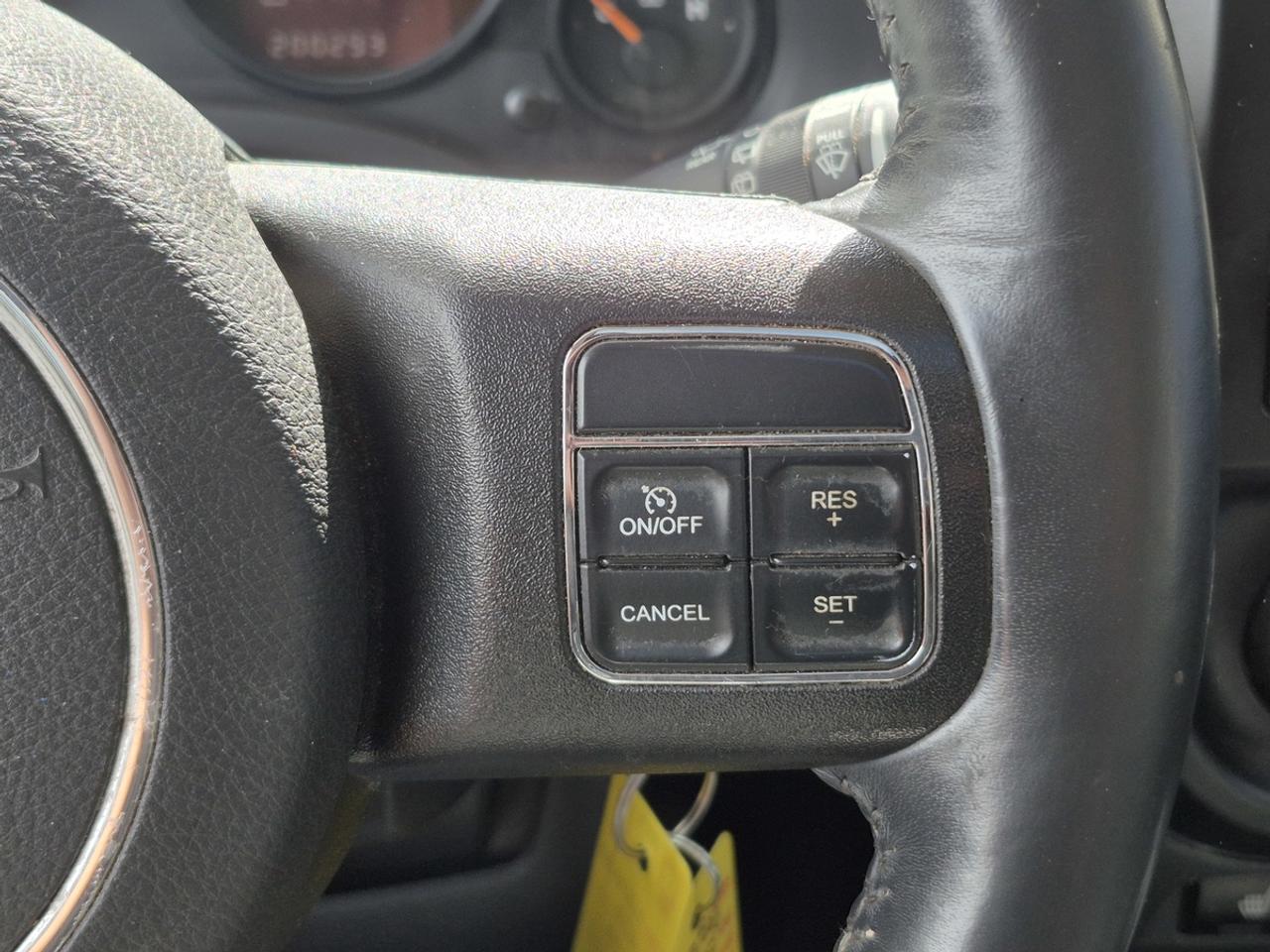 2016 Jeep Patriot SPORT Photo