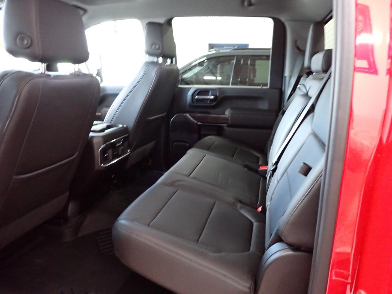 2023 Chevrolet SILVERADO 2500HD LTZ 4WD CREW CAB *DIESEL* LEATHER NAVI 4WD Photo