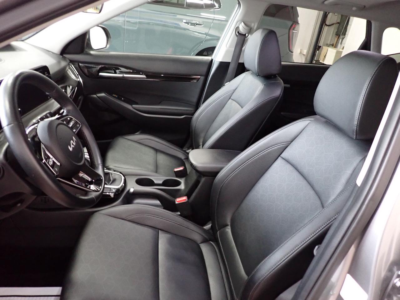 2025 Kia Seltos EX AWD LEATHER Photo