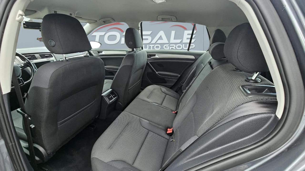2016 Volkswagen Golf 5dr HB Auto 1.8 TSI Photo