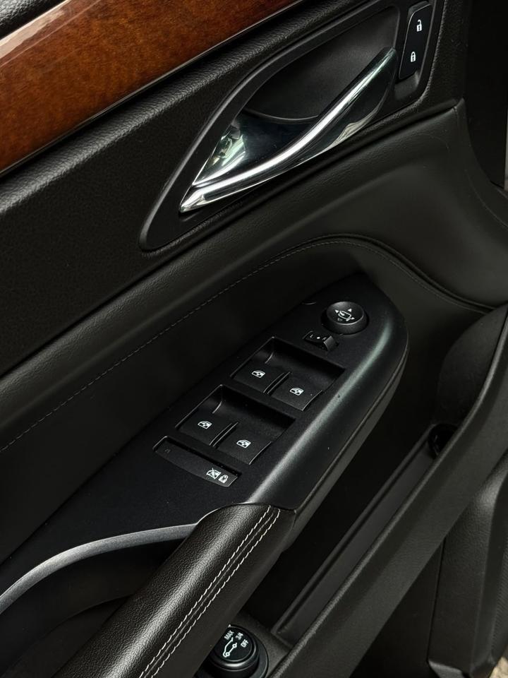 2013 Cadillac SRX Luxury Photo
