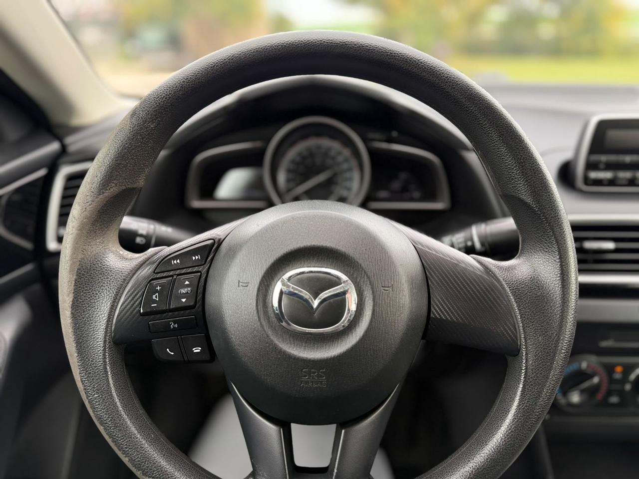 2015 Mazda MAZDA3 I Sport Photo