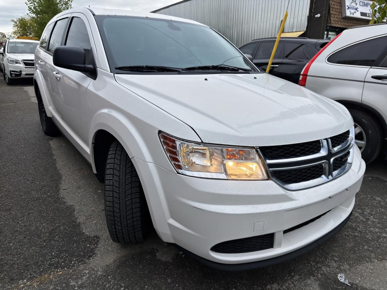 2019 Dodge Journey SE Photo2