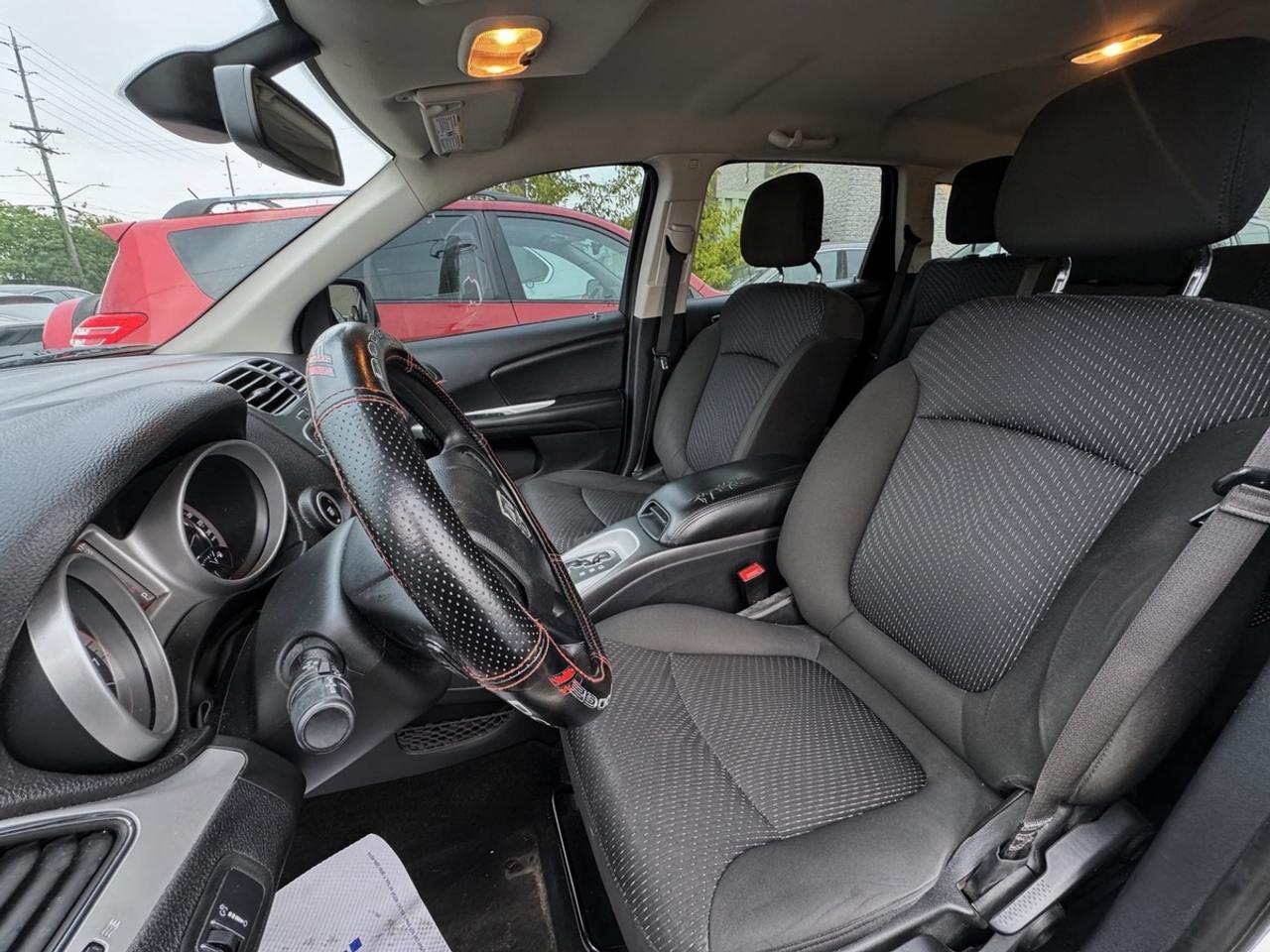 2019 Dodge Journey SE Photo