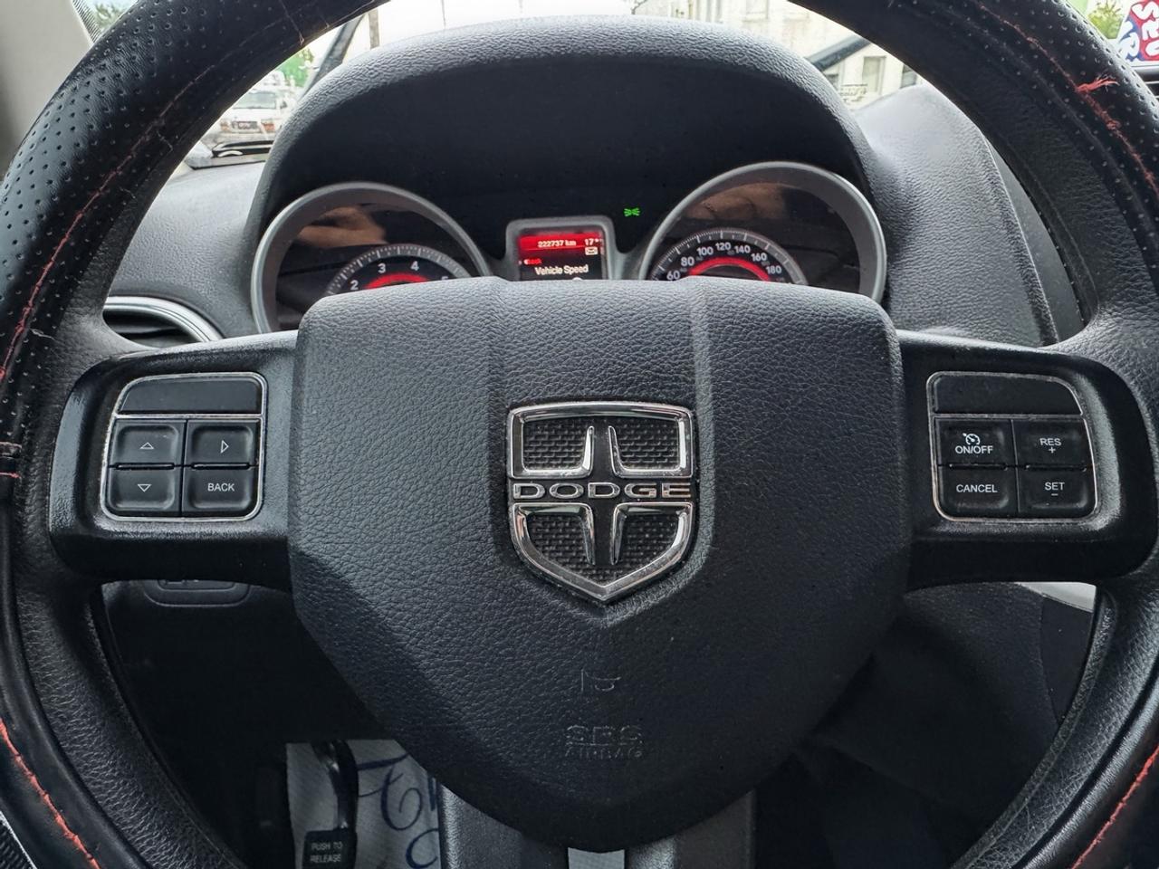 2019 Dodge Journey SE Photo