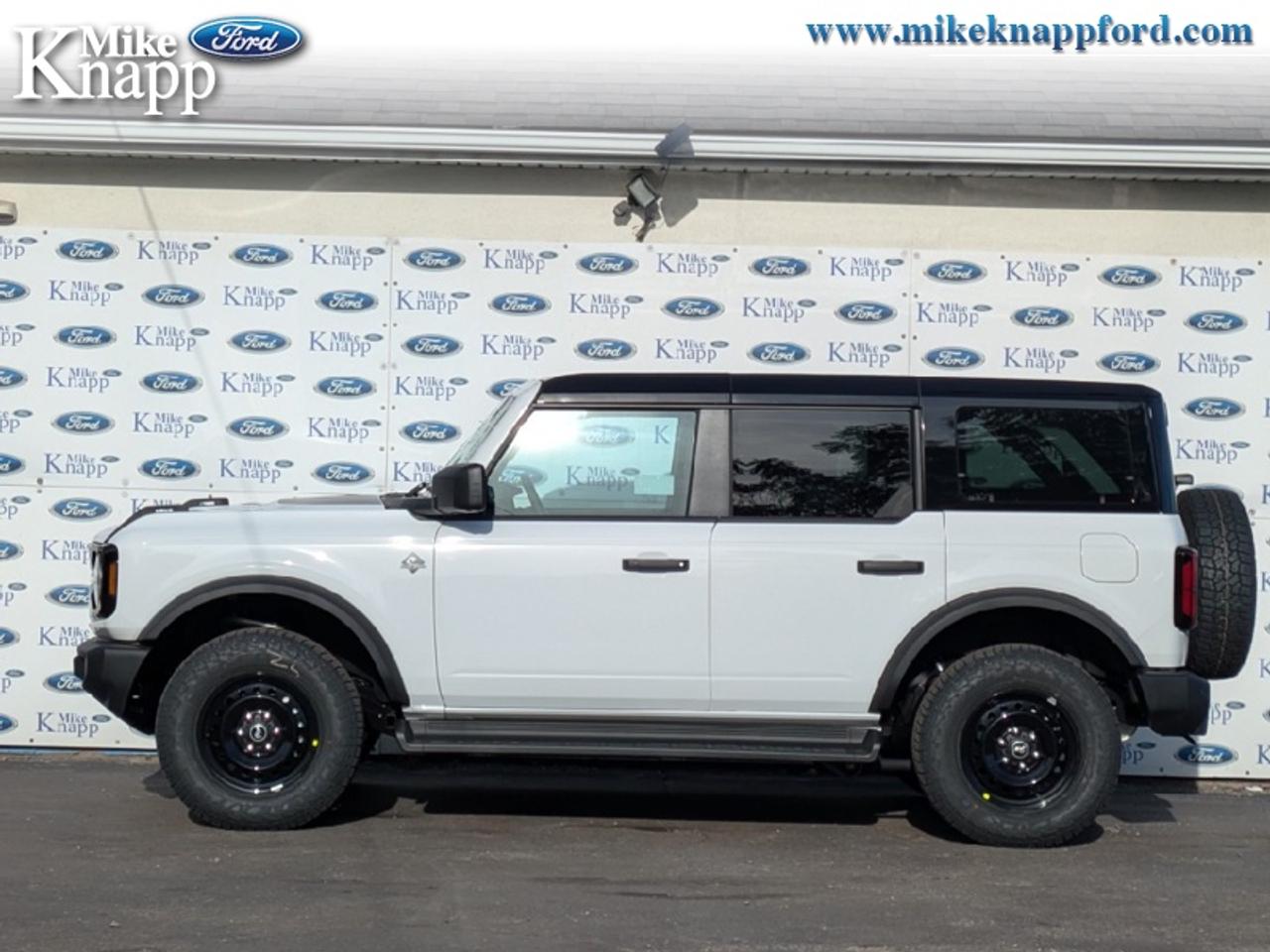 2026 Ford Bronco Outer Banks Photo