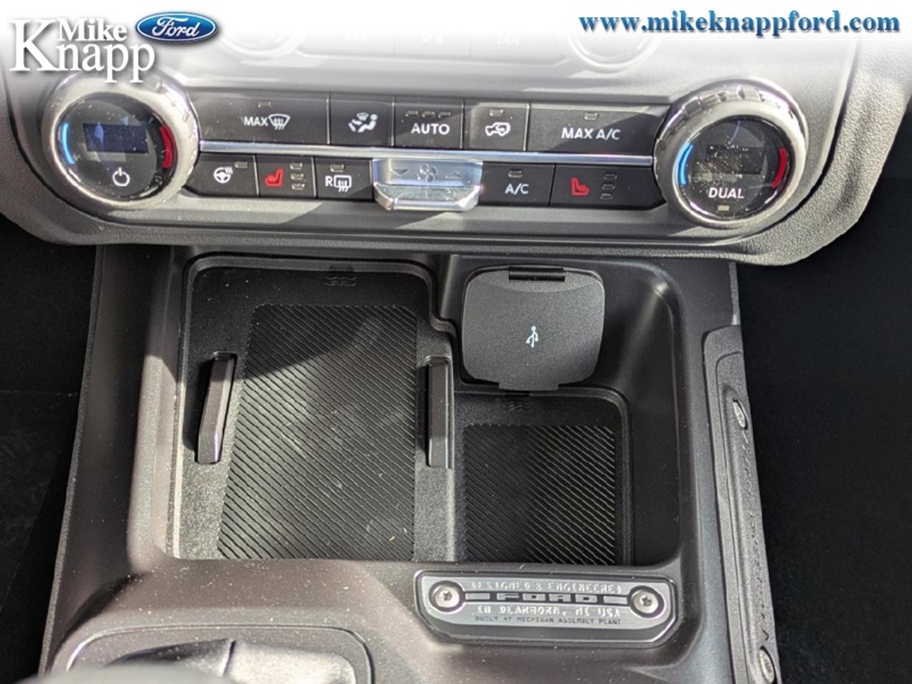 2026 Ford Bronco Outer Banks Photo