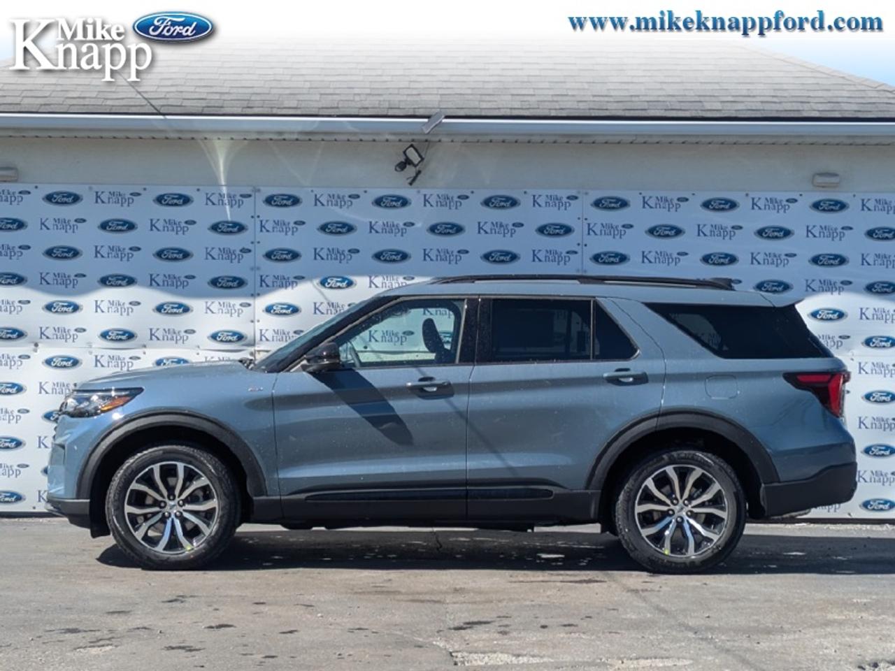 2027 Ford Explorer ST-Line Photo