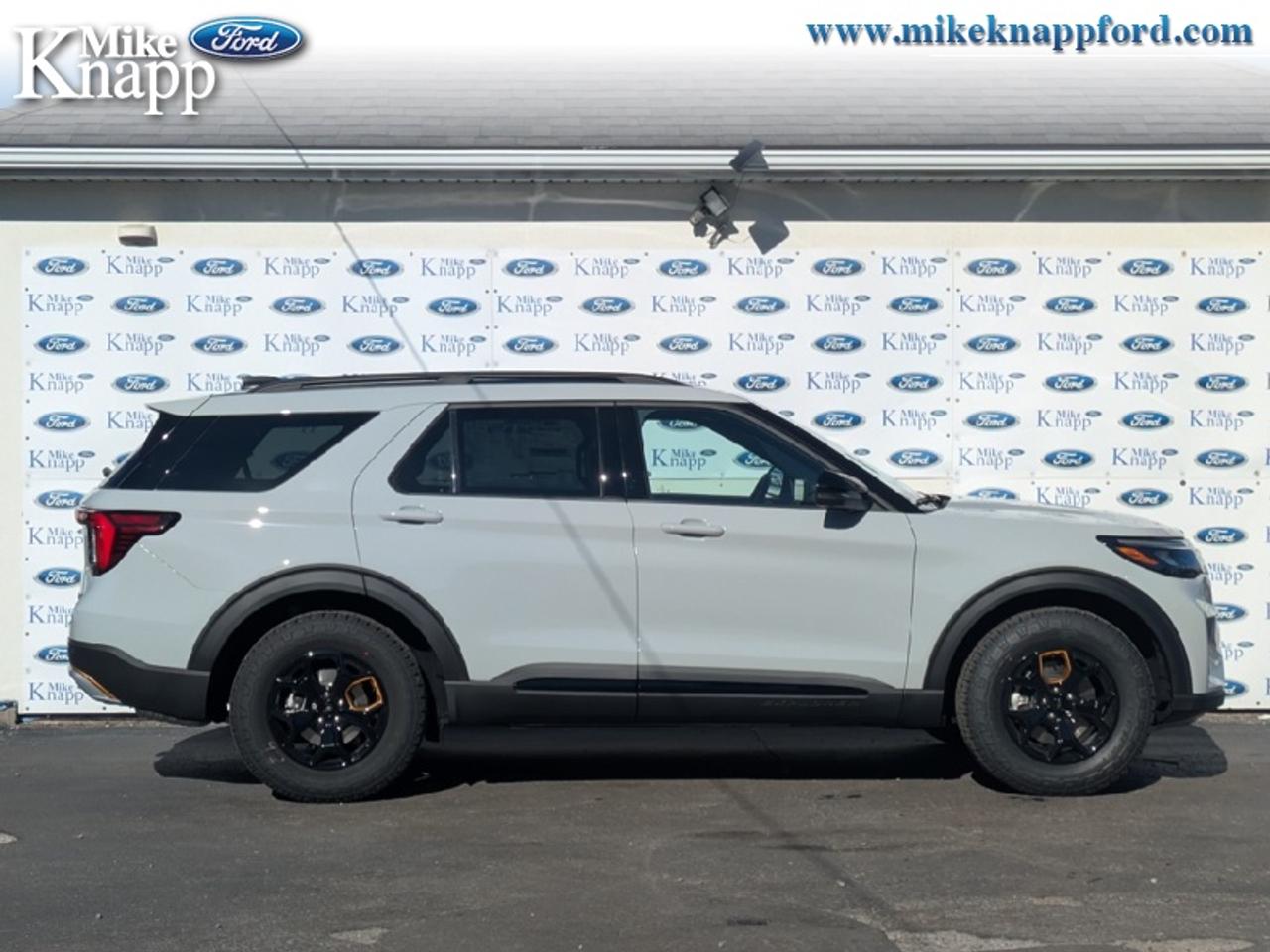 2027 Ford Explorer TREMOR Photo