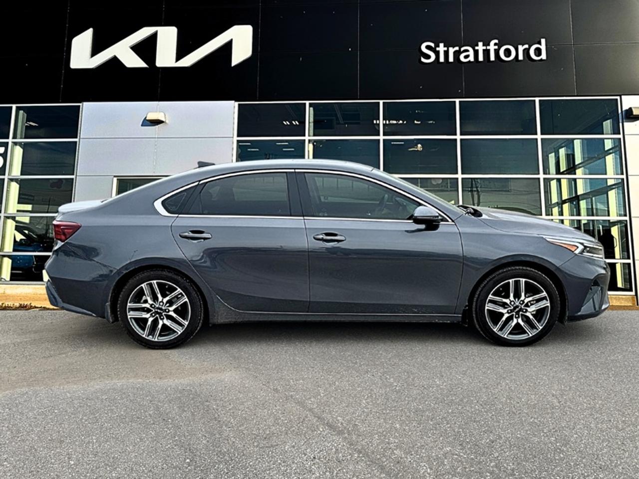 2022 Kia Forte EX Premium Photo