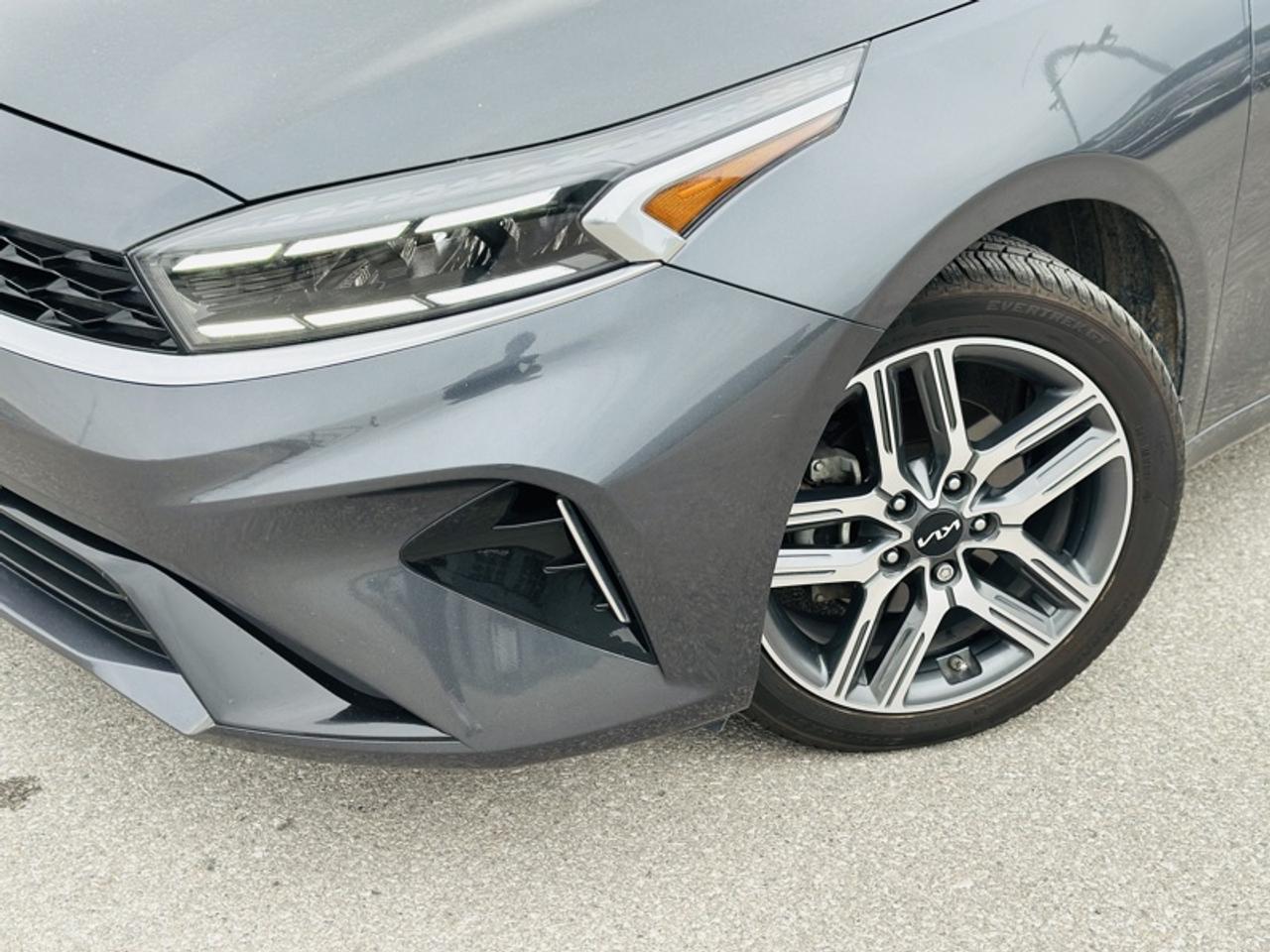 2022 Kia Forte EX Premium Photo
