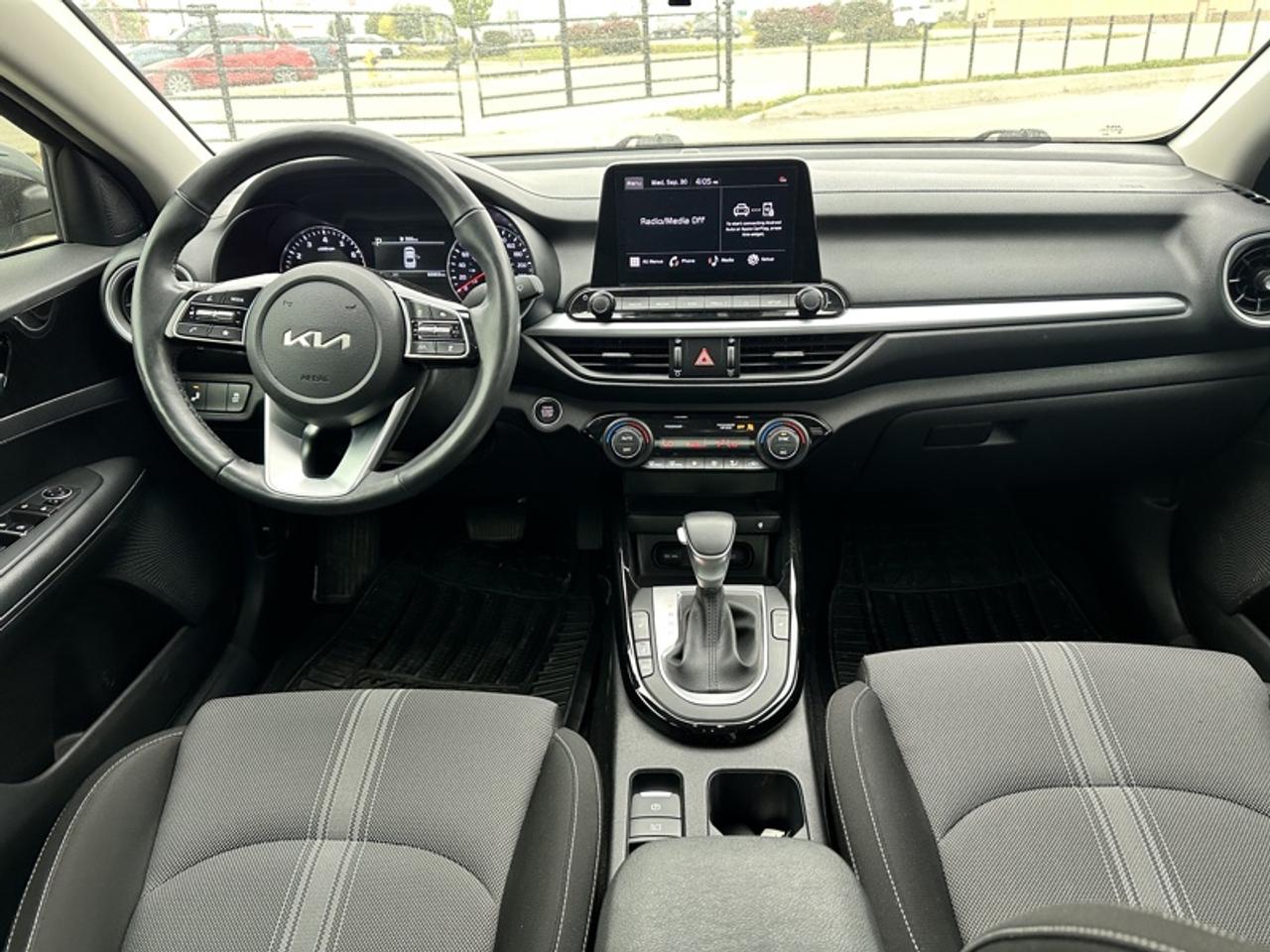 2022 Kia Forte EX Premium Photo