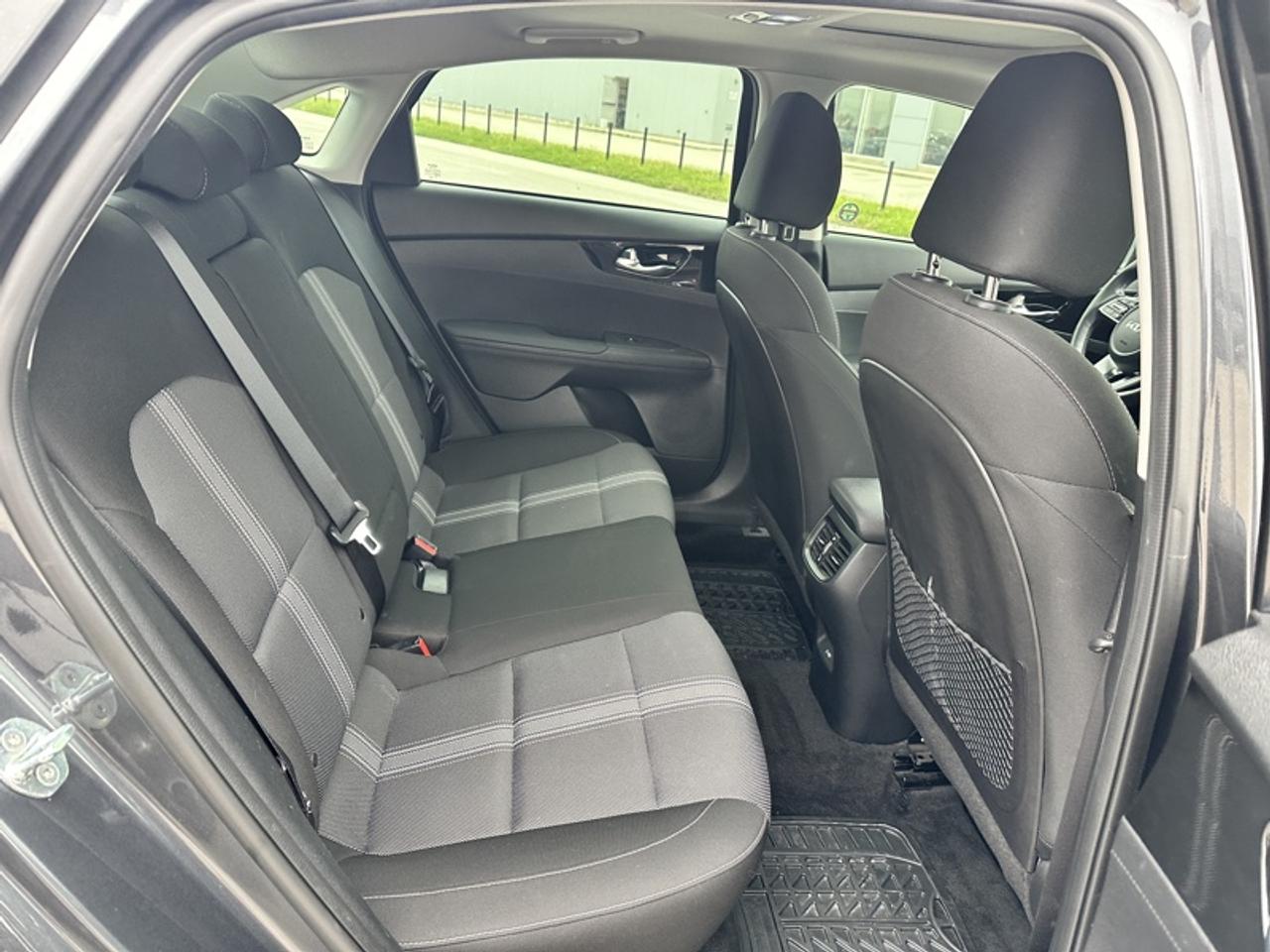 2022 Kia Forte EX Premium Photo