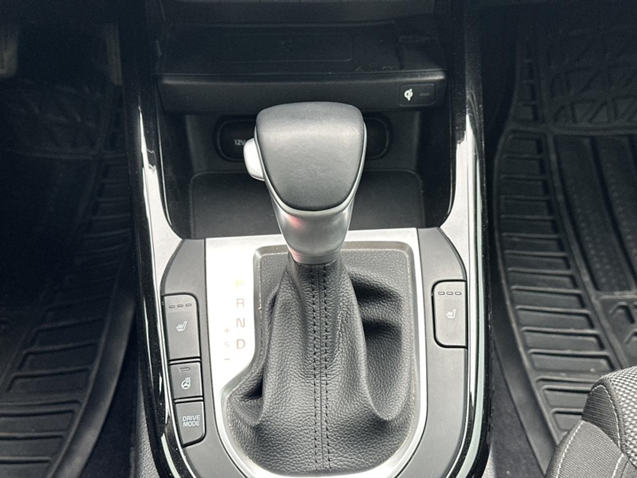 2022 Kia Forte EX Premium Photo