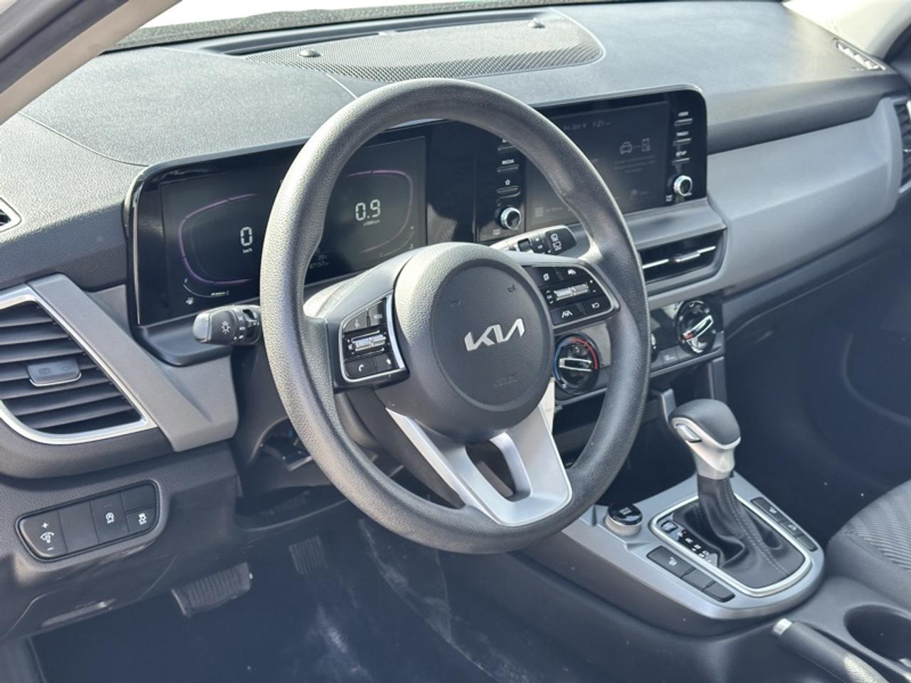 2024 Kia Seltos LX Photo
