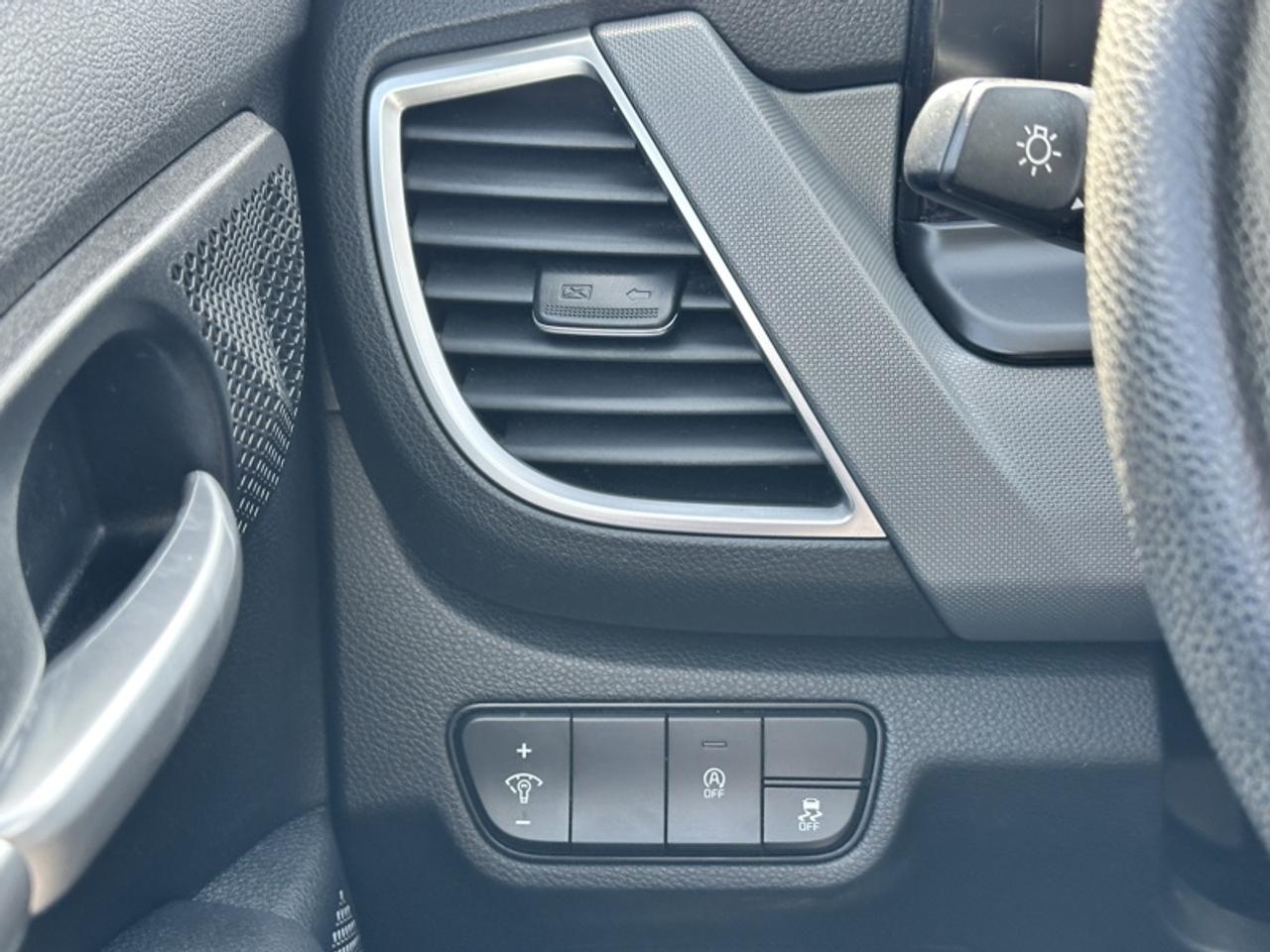 2024 Kia Seltos LX Photo
