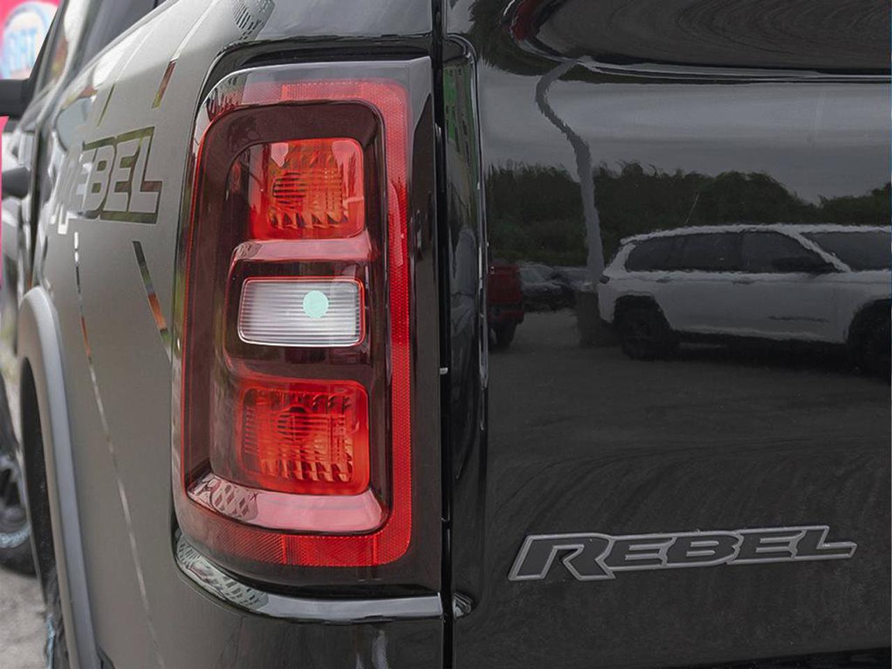 2027 RAM 1500 Rebel LEVEL2|5.7L HEMI|PANO SUNROOF|UCONNECT 5 14.4 DISPLAY|FRONT AND REAR HEATED SEATS|HARMAN KARD Photo