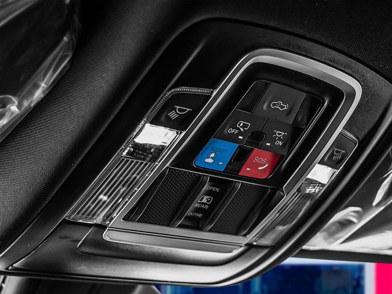 2027 RAM 1500 Rebel LEVEL2|5.7L HEMI|PANO SUNROOF|UCONNECT 5 14.4 DISPLAY|FRONT AND REAR HEATED SEATS|HARMAN KARD Photo