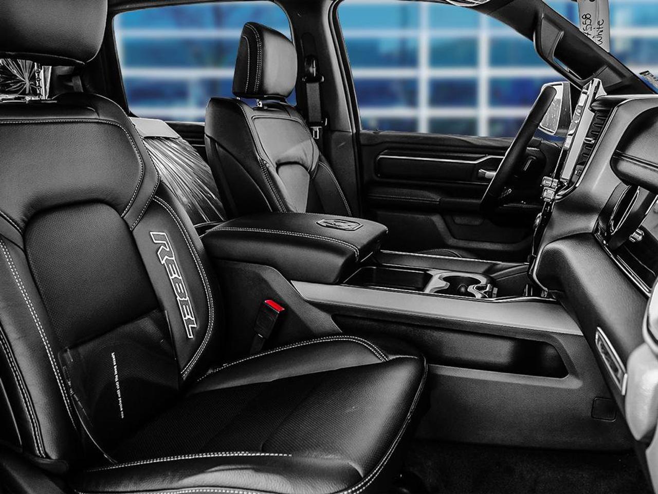 2027 RAM 1500 Rebel LEVEL2|5.7L HEMI|PANO SUNROOF|UCONNECT 5 14.4 DISPLAY|FRONT AND REAR HEATED SEATS|HARMAN KARD Photo