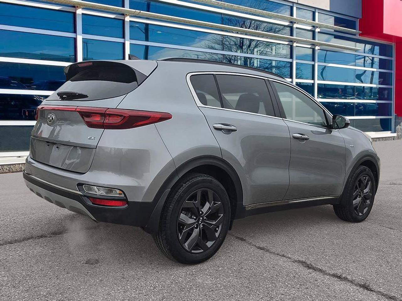 2022 Kia Sportage EX | One Owner | No Accidents | New Brakes All Around | Michelin Tires | Great Condition | Photo4