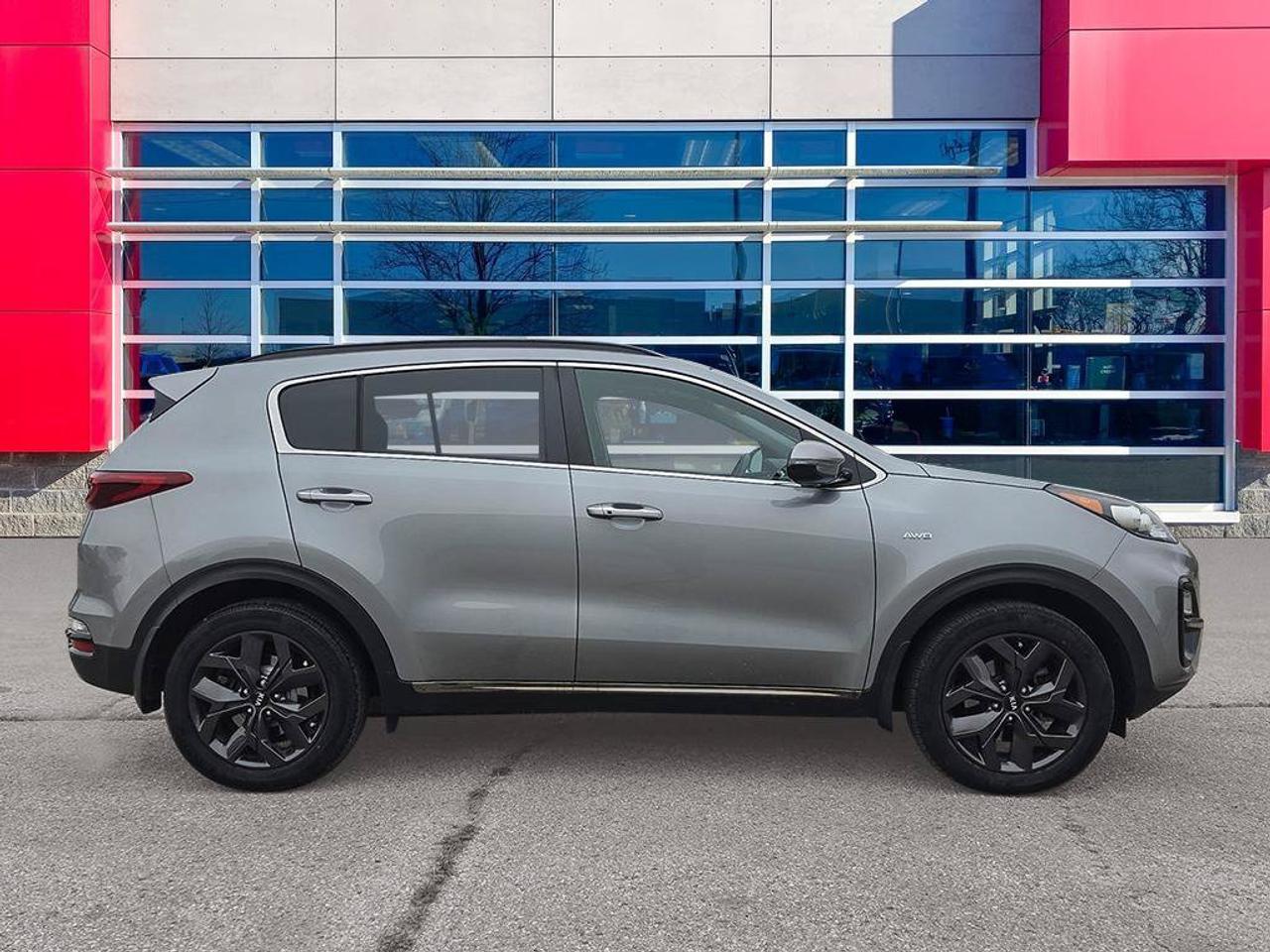 2022 Kia Sportage EX | One Owner | No Accidents | New Brakes All Around | Michelin Tires | Great Condition | Photo