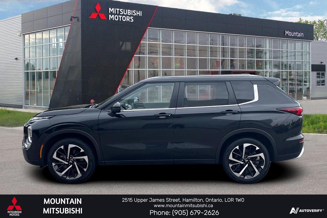2023 Mitsubishi Outlander SEL S-AWC Photo