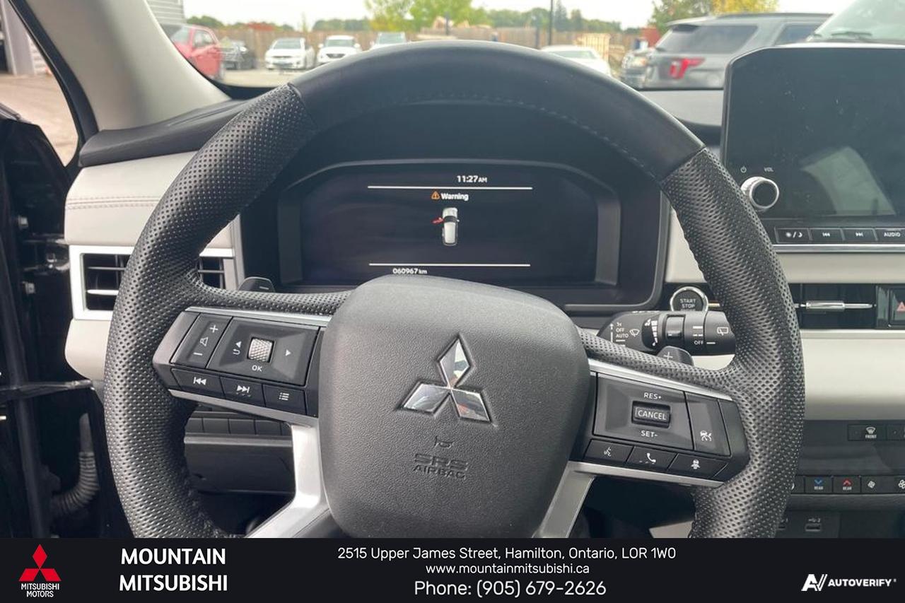 2023 Mitsubishi Outlander SEL S-AWC Photo