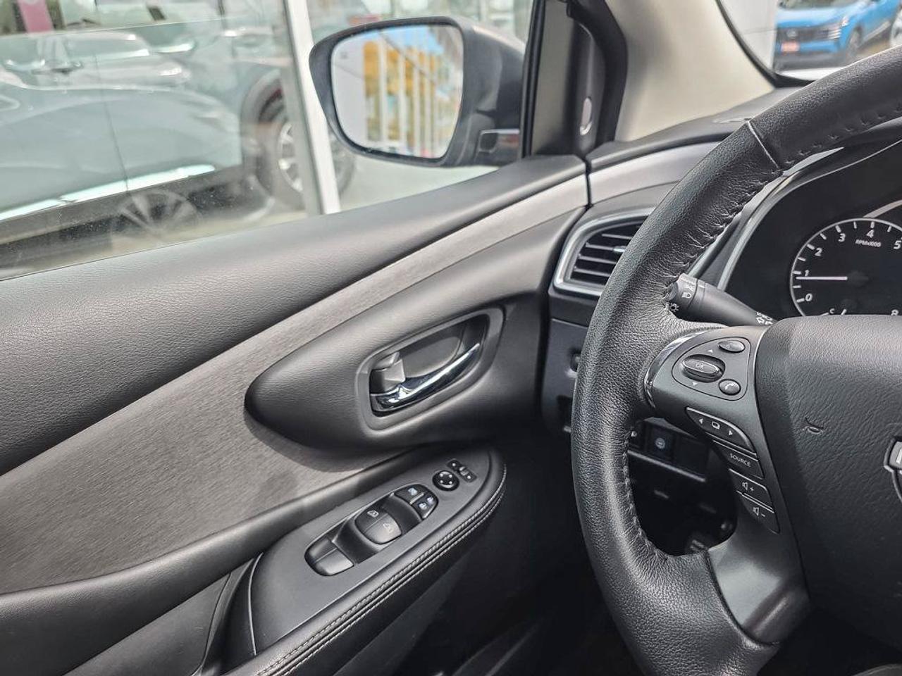 2024 Nissan Murano SV Photo