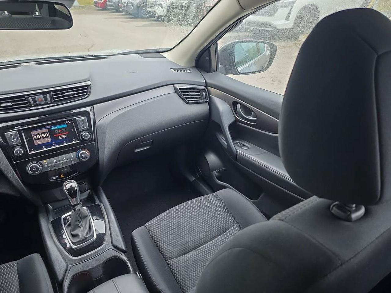 2023 Nissan Qashqai S Photo